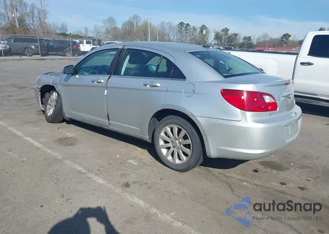 2010 Chrysler Sebring Limited из США, поврежденный, VIN 1C3CC5FB5AN133713
